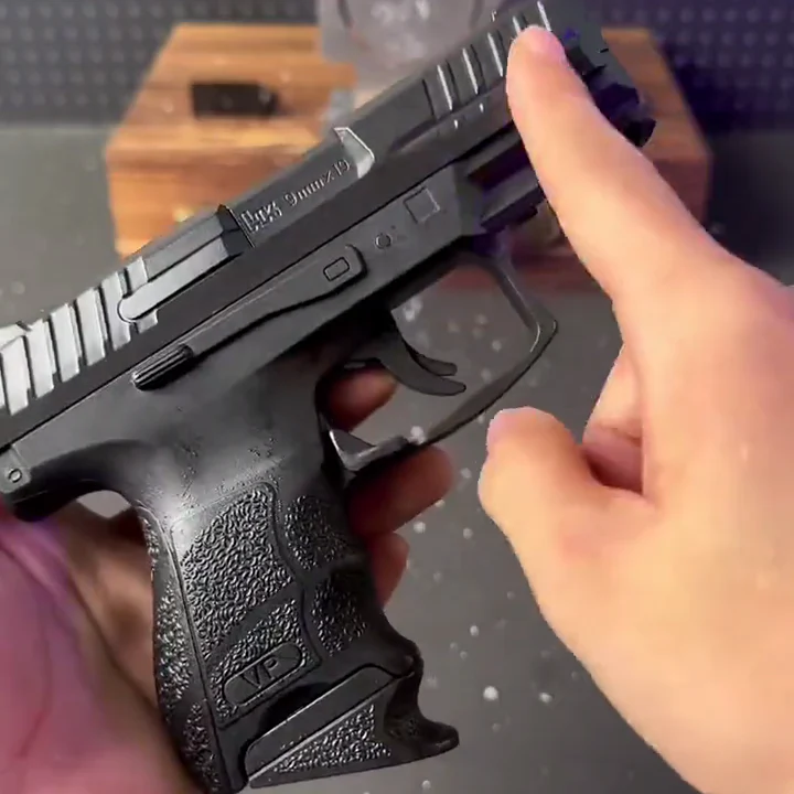 H&K VP9SK Toy Gun - Image 2