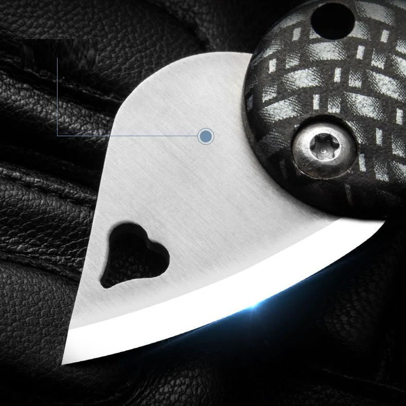 Folding Heart-Shaped Keychain Knife - Image 2